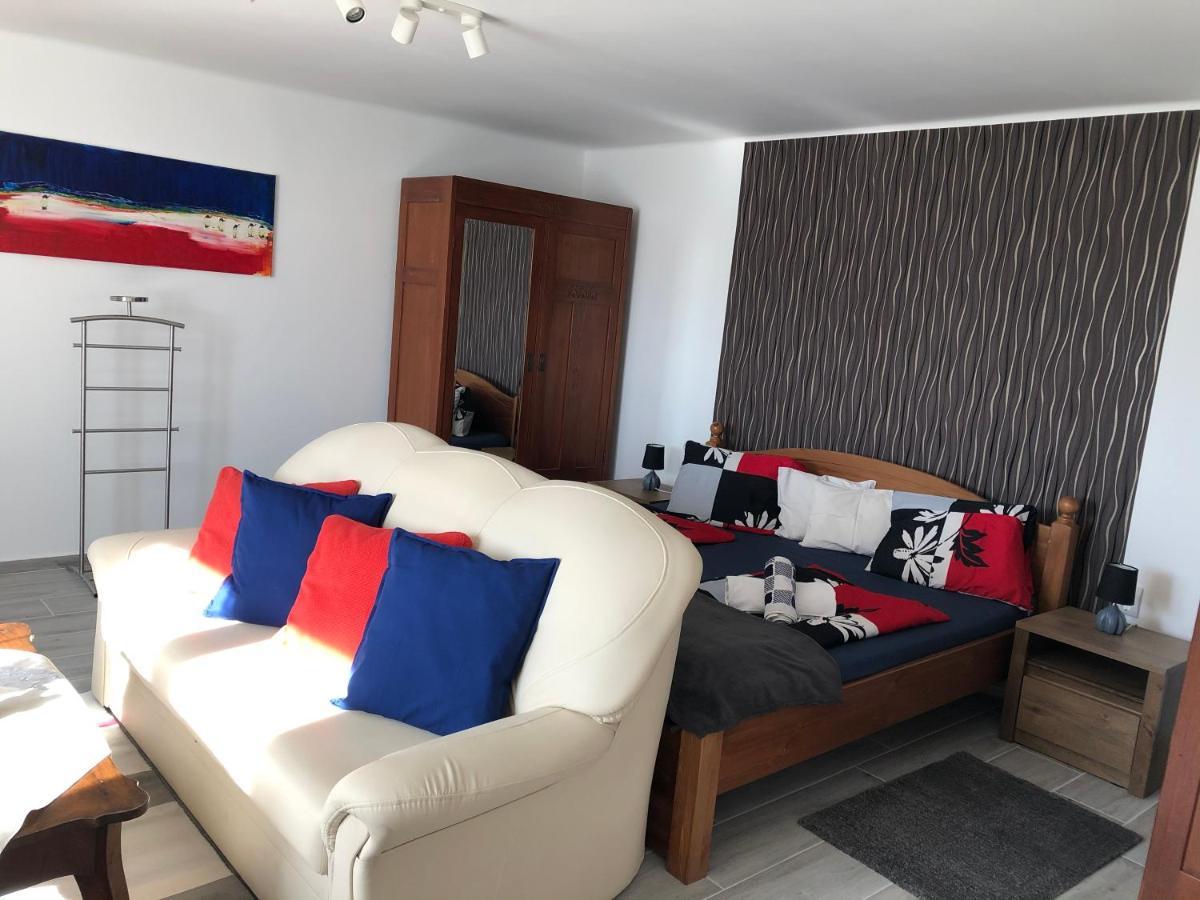 Leander Apartman Balatonakali Zewnętrze zdjęcie