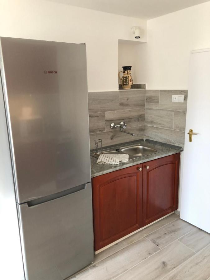 Leander Apartman Balatonakali Zewnętrze zdjęcie
