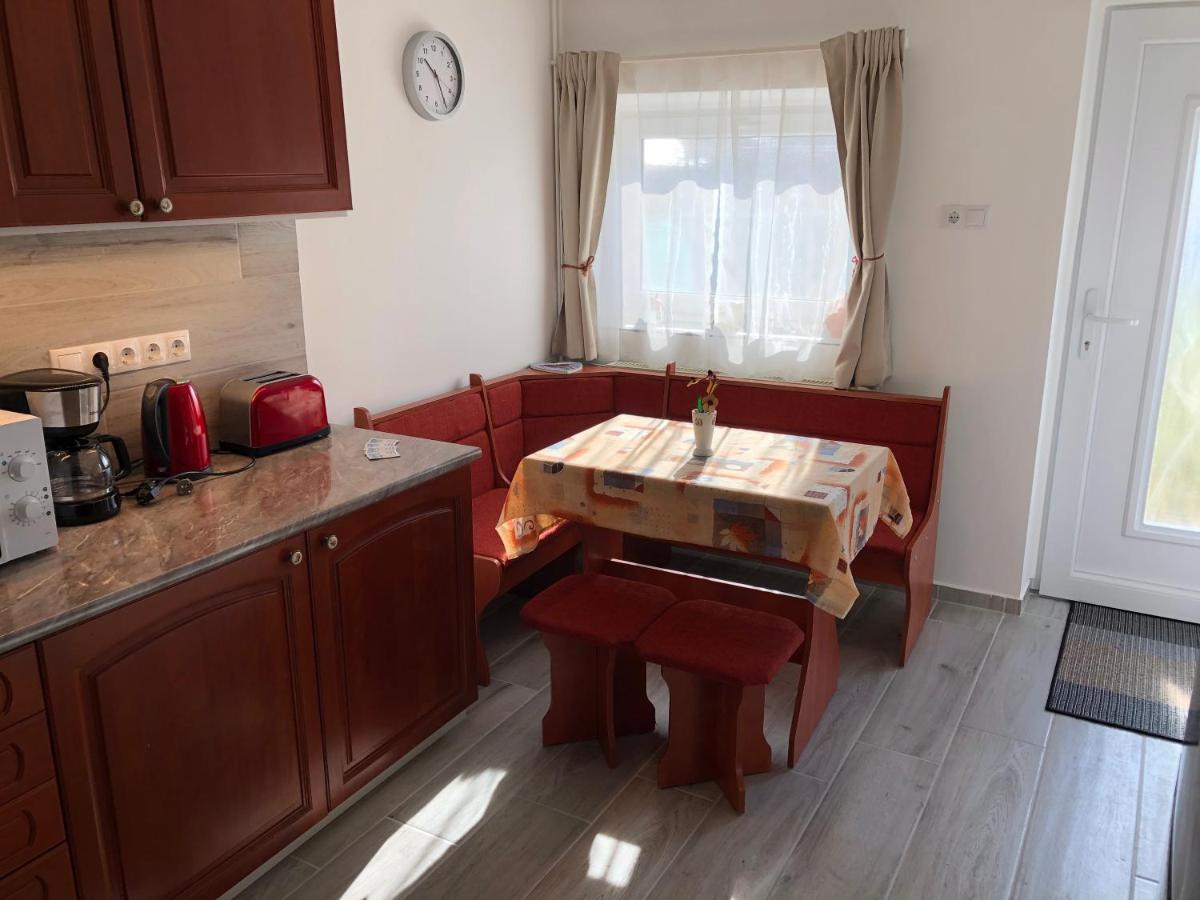 Leander Apartman Balatonakali Zewnętrze zdjęcie