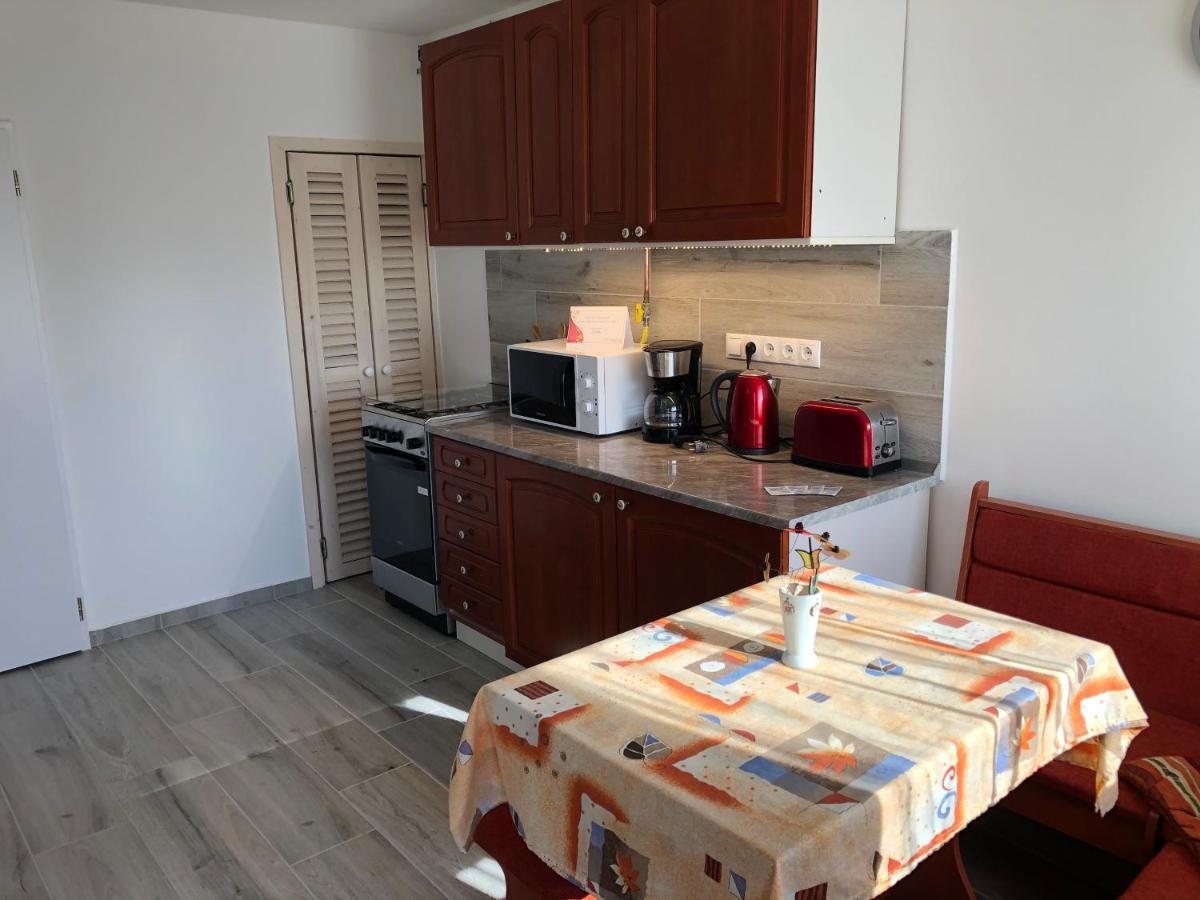 Leander Apartman Balatonakali Zewnętrze zdjęcie